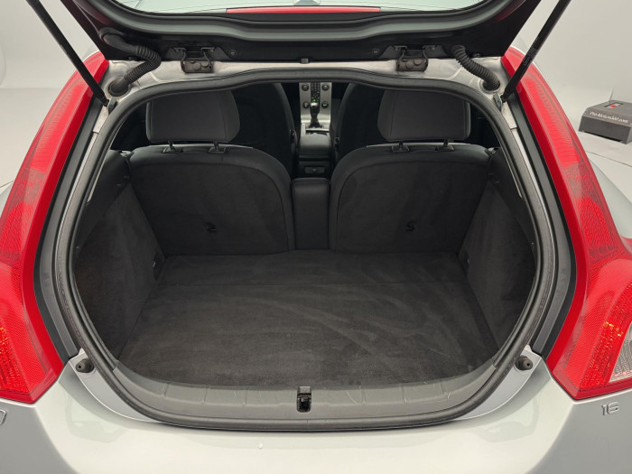 Volvo C30 1,6i MOMETUM CZ 1.maj 1.6 i