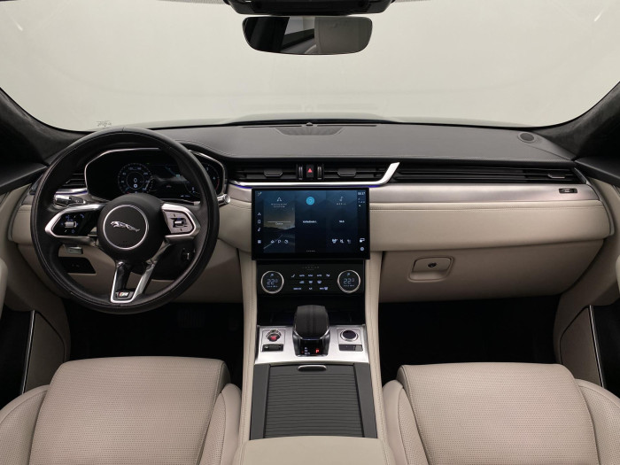 Jaguar F-Pace D300 R-DYNAMIC HSE AWD AUT CZ 3.0 d Dynamic