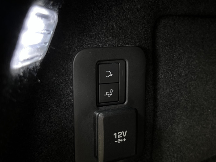 Land Rover Range Rover Evoque P200 AWD R-DYNAMIC AUT CZ 2.0 Dynamic