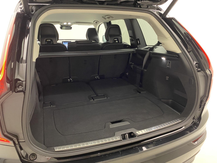 Volvo XC90 T8 AWD RECHARGE DARK PLUS 7m