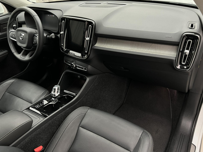Volvo XC40 D3 AWD MOMENTUM AUT 2.0 d Momentum