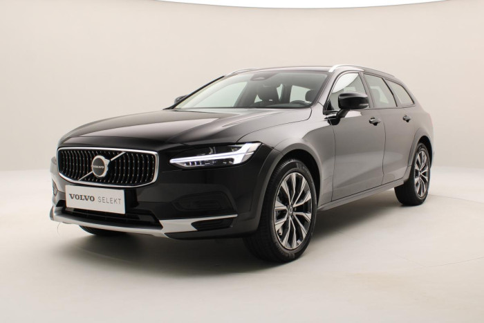 Volvo V90 CC B4 AWD PLUS AUT CZ 1.maj