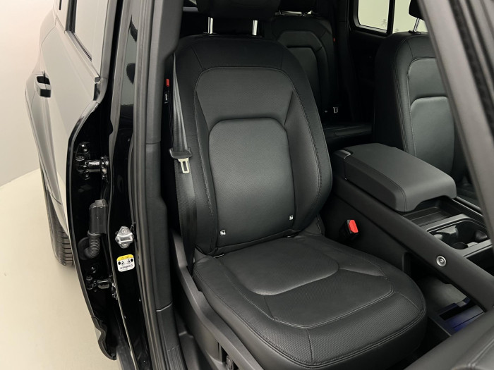 Land Rover Defender 110 D300 X-DYNAMIC 3.0 d Dynamic