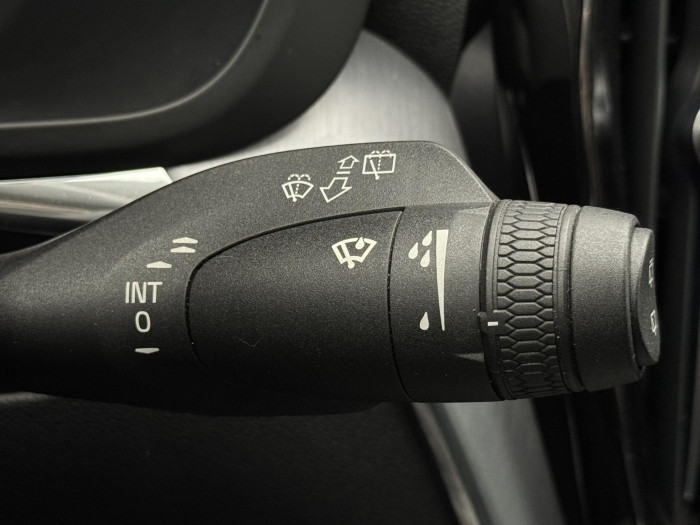 Volvo XC60 B4 AWD MOMENTUM PRO AUT CZ 2.0 Momentum