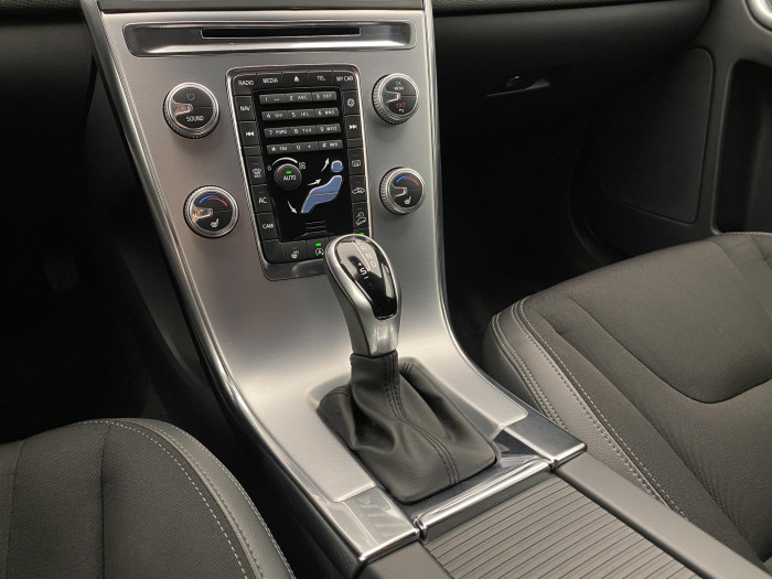 Volvo XC60 D4 AWD MOMENTUM AUT 2.4 d Momentum