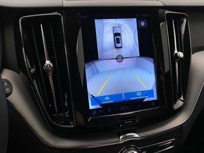 Volvo XC60 B4 AWD DARK PLUS REZERVACE