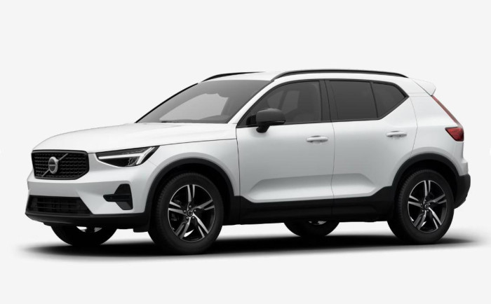Volvo XC40 B3 AUT DARK PLUS