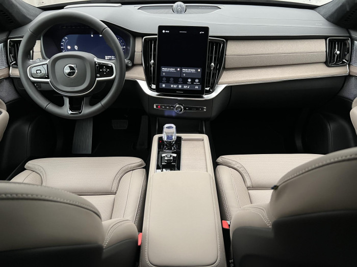 Volvo XC90 T8 AWD RECHARGE ULTRA DARK AUT