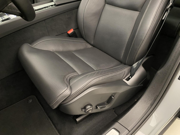 Volvo XC60 T8 AWD PLUG-IN DARK ULTRA CZ