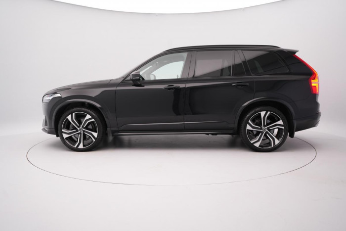 Volvo XC90 B5 AWD ULTIMATE REZERVACE