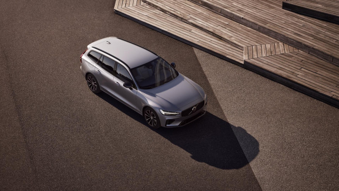 Volvo V60 T6 AWD Plug-in DARK PLUS