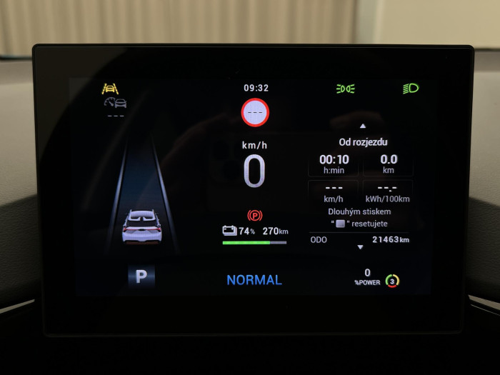 MG MG4 EV EXCLUSIVE 77kWh CZ 1.maj. Exclusive