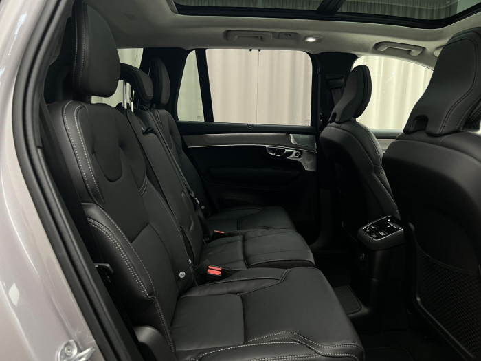 Volvo XC90 T8 AWD RECHARGE DARK ULTRA AUT