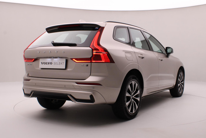 Volvo XC60 B4 AWD PLUS DARK AUT CZ