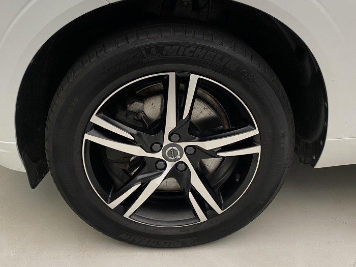 Volvo XC60 T8 AWD TWIN ENGINE R-DESIGN