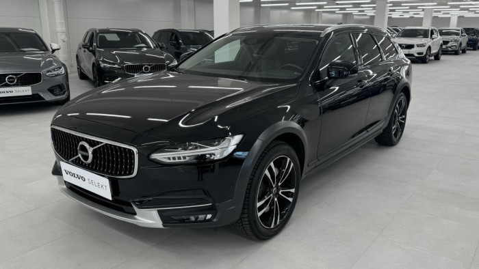 Volvo V90 CROSS COUNTRY T5 REZERVACE