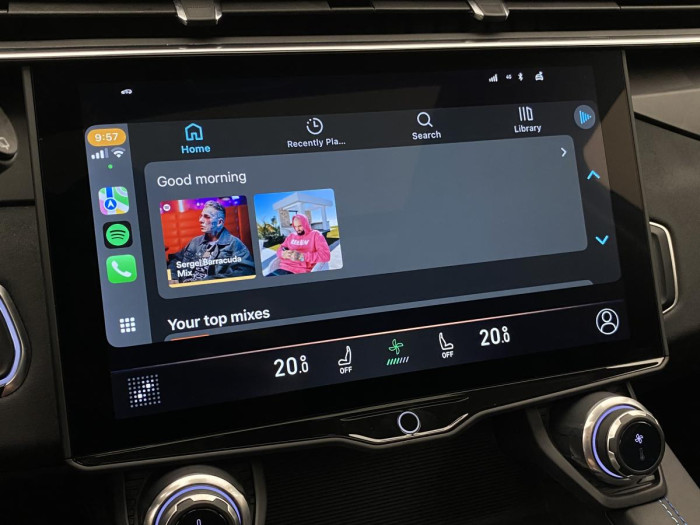 Lynk & Co 01 PHEV DCT AUT REZERVACE