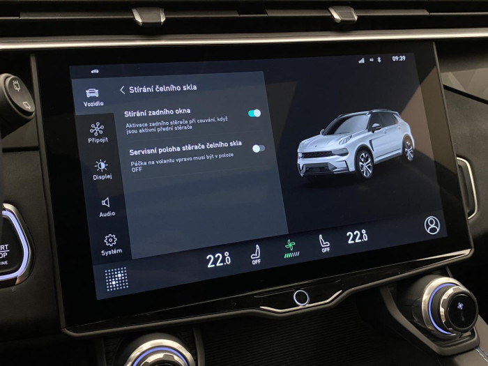 Lynk & Co 01 PHEV DCT AUT 1.maj