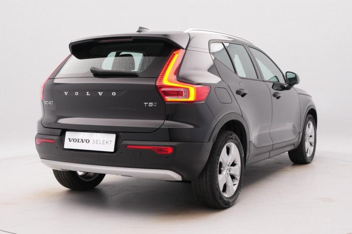 Volvo XC40 T5 AWD MOMENTUM 2.0 Momentum