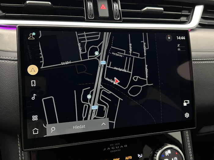 Jaguar F-Pace D300 AWD R-DYNAMIC SE AUT 3.0 d Dynamic SE