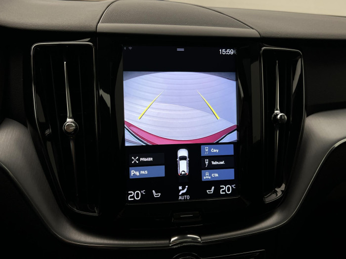 Volvo XC60 B5 AWD MOMENTUM AUT 2.0 Momentum