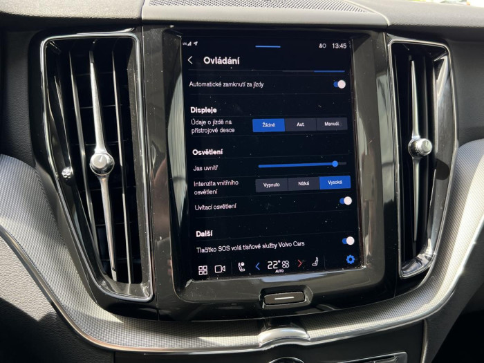 Volvo XC60 B4 AWD DARK PLUS REZERVACE 2.0 Plus