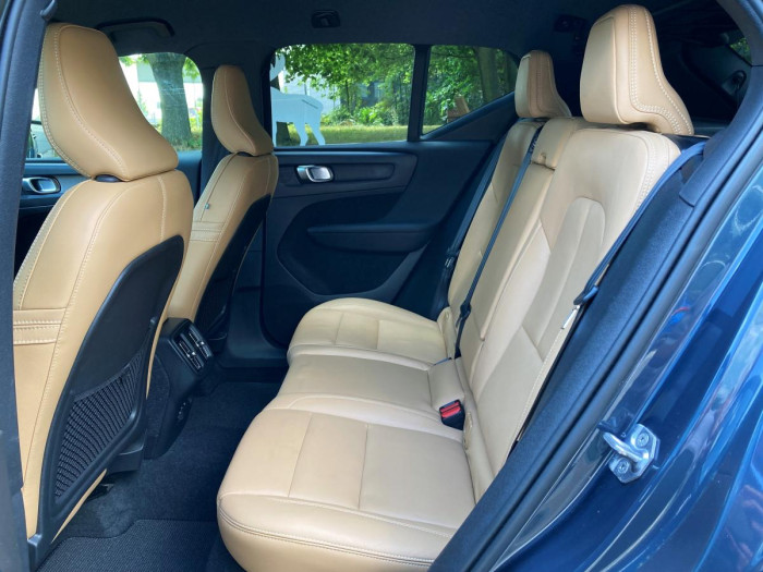 Volvo XC40 D4 AWD INSCRIPTION REZERVACE 2.0 d
