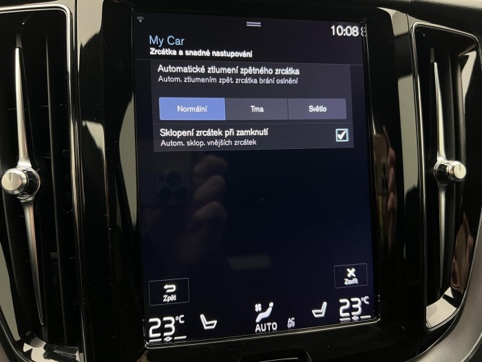 Volvo XC60 T5 AWD MOMENTUM PRO AUT CZ 2.0 Momentum