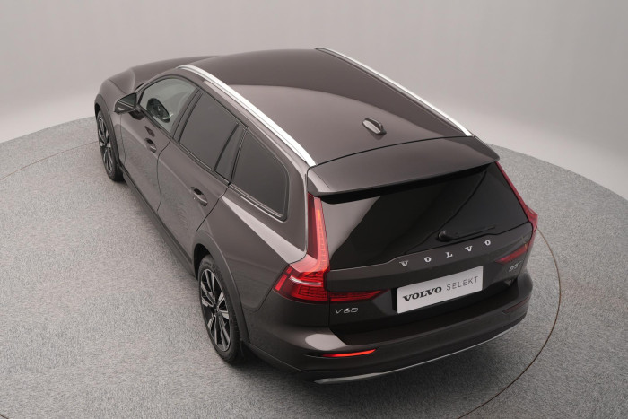Volvo V60 CC B5 AWD PLUS REZERVACE