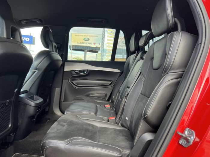 Volvo XC90 D5 AWD R-DESIGN 7MÍSTNÁ Aut 2.0 d