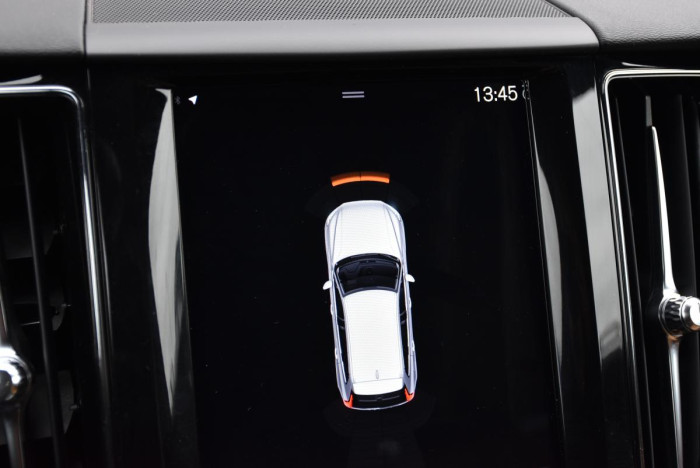 Volvo XC60 D4 AWD MOMENTUM REZERVACE 2.0 d Momentum