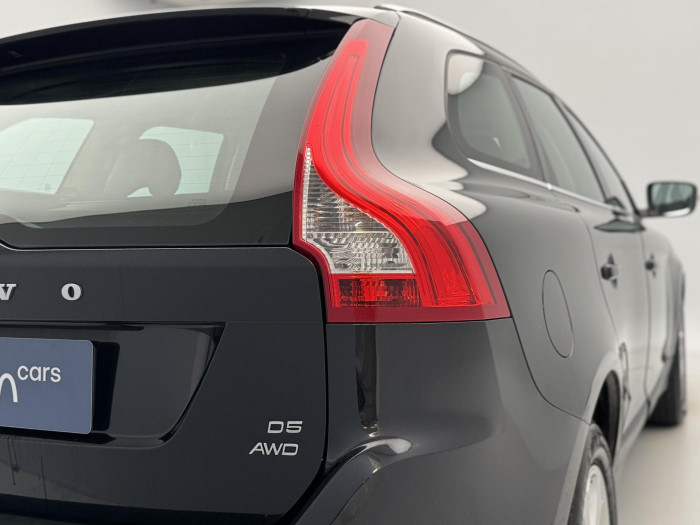 Volvo XC60 SUMMUM AUT CZ 1.maj 2.4 Summum