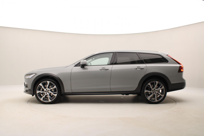 Volvo V90 CC B4 AWD ULTIMATE CZ 1.maj 2.0 CC CC