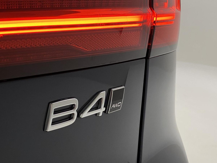 Volvo V90 B4 AWD AUT CROSS COUNTRY PLUS 2.0 Plus
