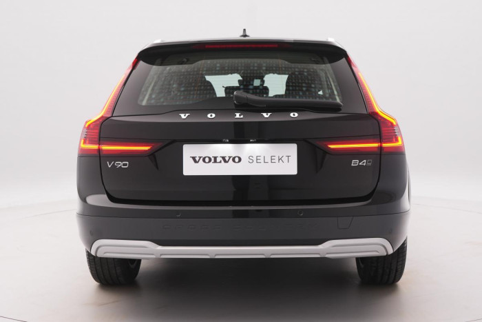 Volvo V90 CC B4 AWD PLUS AUT CZ 1.maj.