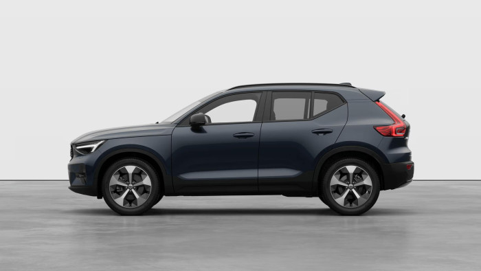 Volvo XC40 B3 AUT DARK PLUS