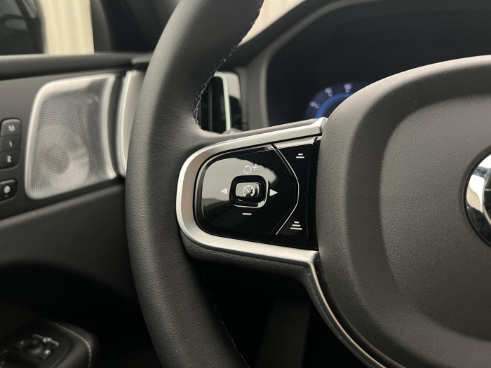 Volvo XC60 B5 AWD ULTRA BLACK EDITION AUT 2.0 Edition