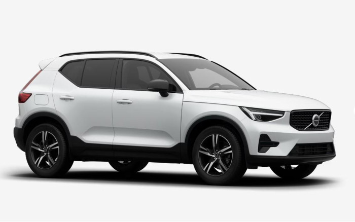 Volvo XC40 B3 AUT DARK PLUS