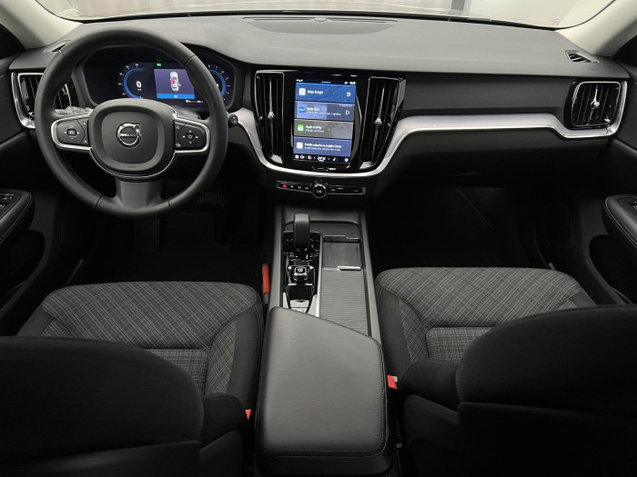 Volvo V60 B3 CORE AUT 1.maj.