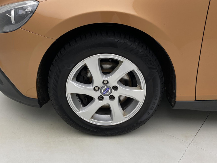 Volvo V40 CC D2 MOMENTUM AUT 1.6 d CC CC Momentum