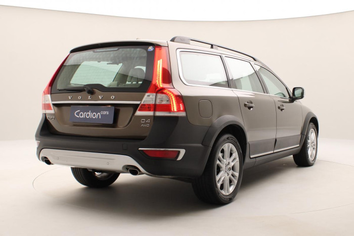 Volvo XC70 D4 AWD SUMMUM CZ - REZERVACE 2.4 d Summum