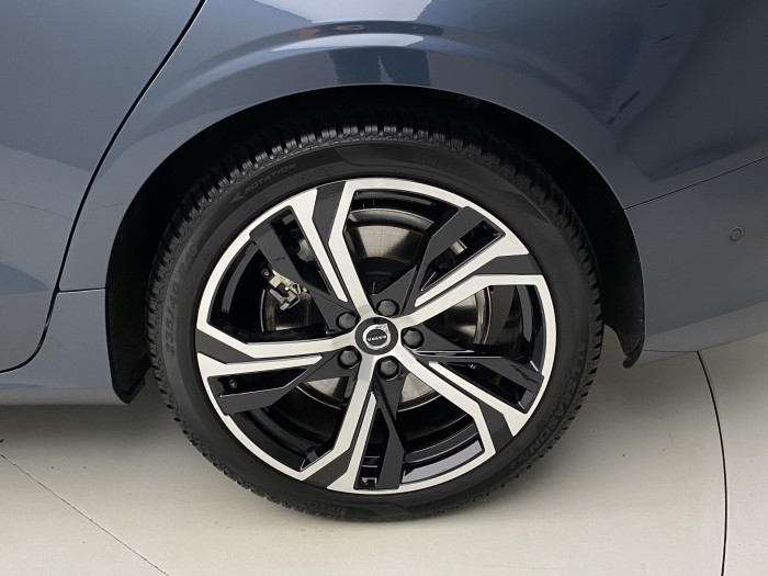 Volvo S60 B5 AWD ULTIMATE DARK AUT