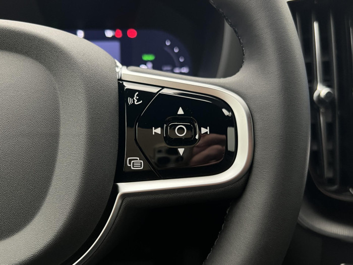 Volvo XC60 T8 AWD AUT RECHARGE BLACK PLUS