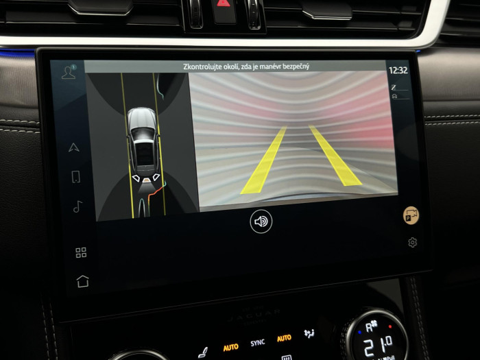 Jaguar F-Pace D300 R-DYNAMIC SE AWD AUT 3.0 d Dynamic SE