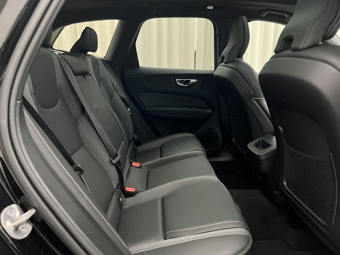 Volvo XC60 B5 AWD BLACK EDITION PLUS AUT
