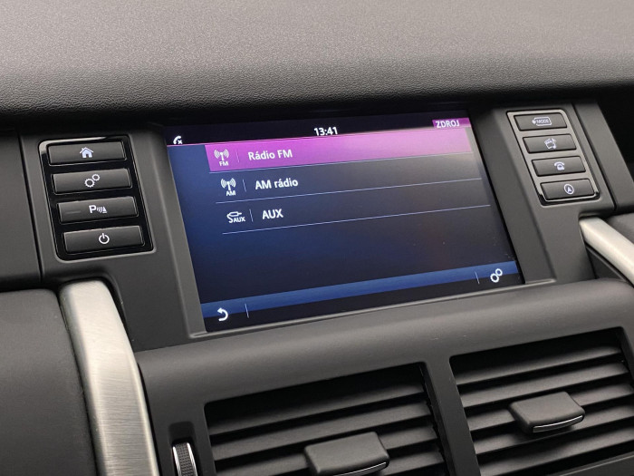 Land Rover Discovery Sport 2.0 TD4 AWD PURE REZERVACE 2.0 TD