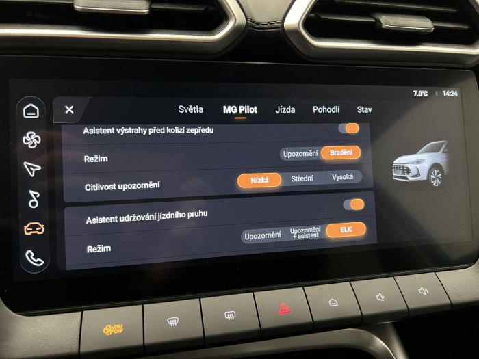 MG ZS 1.5 EXCLUSIVE HYBRID+ AUT CZ 1.5 Exclusive