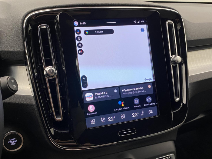 Volvo XC40 B3 AUT DARK PLUS