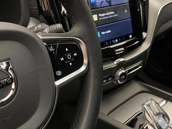 Volvo XC60 B5 AWD ULTIMATE BLACK EDITION 2.0 Edition