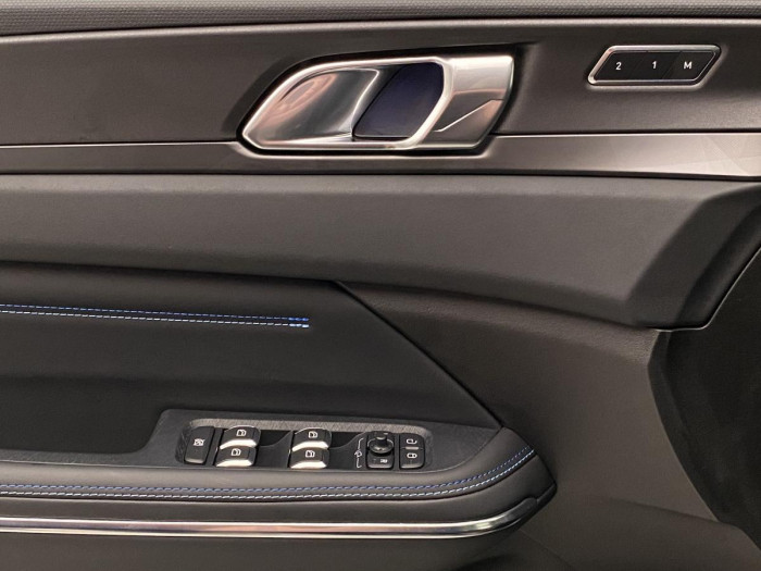 Lynk & Co 01 PHEV DCT AUT 1.maj. REZERVACE